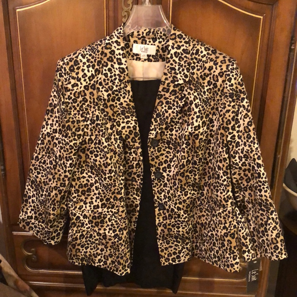 Le Suit 2 pc women’s skirt suit size 20W NWT